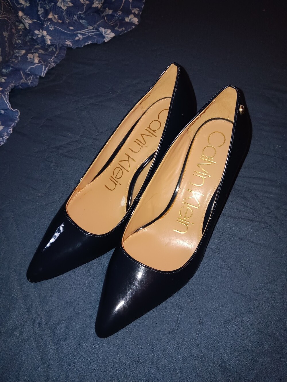 Calvin Klein Dark Navy Blue Pointed Toe Heels - Size 8